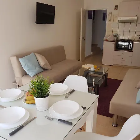 Marianna Annex Апарт-готель 3*